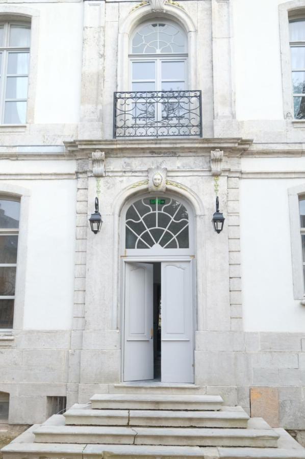 La Maison De La Duchesse De La Valliere - Parking Prive Gratuit モンス エクステリア 写真